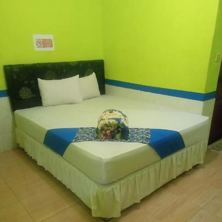 Hotel Indah Grogot Syariah Mitra Reddoorz Tanah Grogot Exterior foto